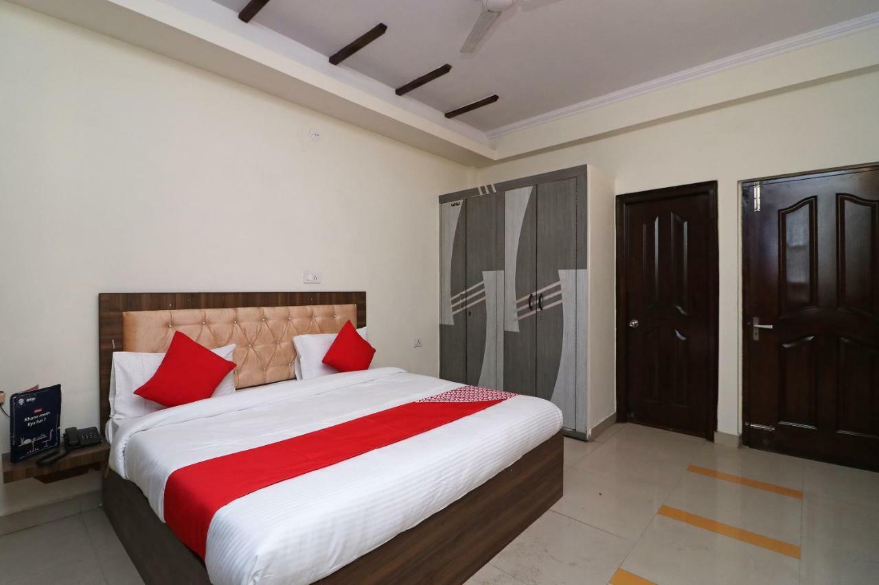 Oyo Flagship 28755 Hotel 9 Palm Rājpur Eksteriør bilde